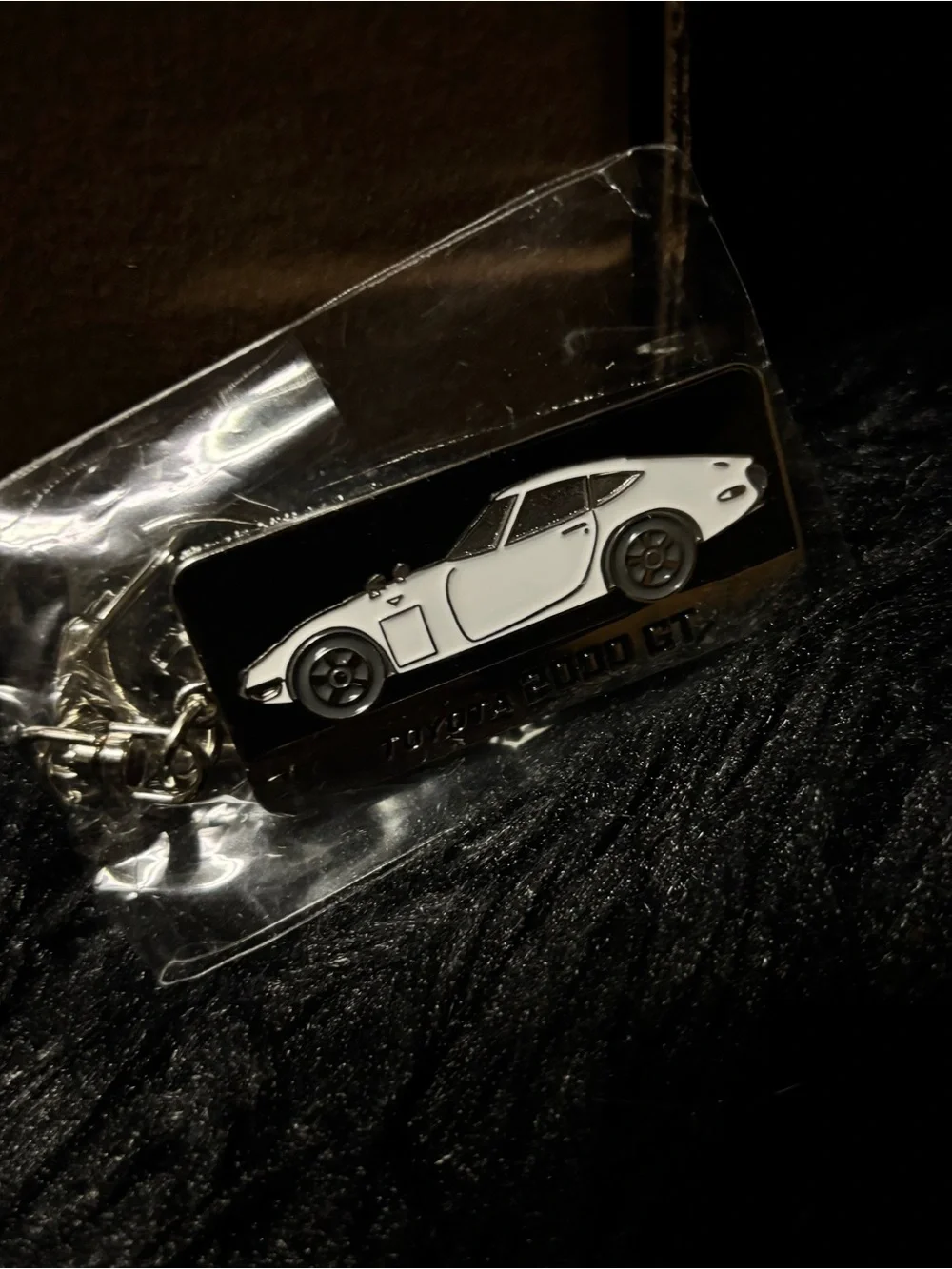 Toyota 2000GT White Enamel Key Holder